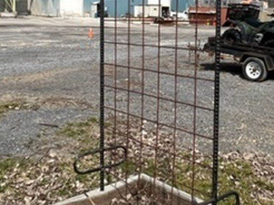 Wire Frame – Black